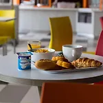 Premiere Classe Aeroport Charles De Gaulle 2*