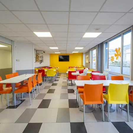 Premiere Classe - Aéroport Charles De Gaulle Hotel 2*