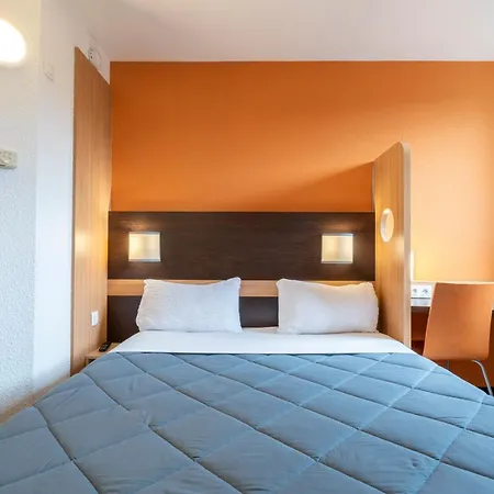Hotel Premiere Classe - Aéroport Charles De Gaulle 2*