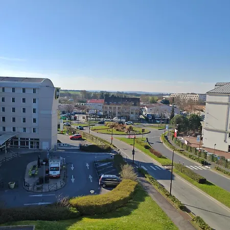 Premiere Classe Aeroport Charles De Gaulle 루와시 앙 프랑스