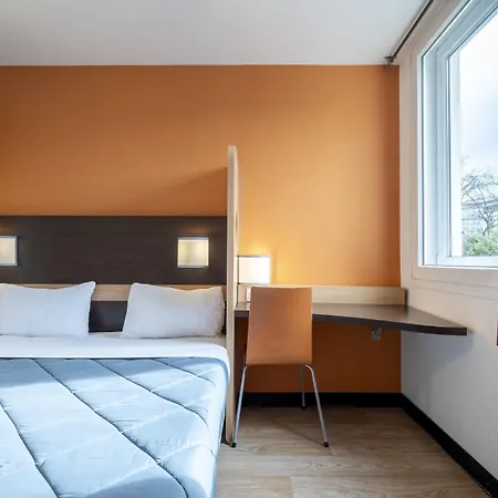 Hotel Premiere Classe Aeroport Charles De Gaulle 2*