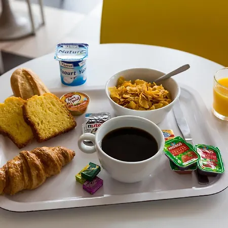 Premiere Classe - Aéroport Charles De Gaulle Roissy-en-France