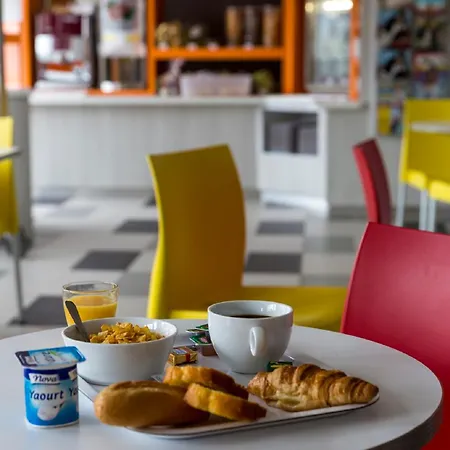 Premiere Classe Aeroport Charles De Gaulle 2*